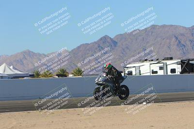 media/Nov-06-2023-Moto Forza (Mon) [[ce023d0744]]/4-Beginner Group/Session 4 (Finish Line Checker)/